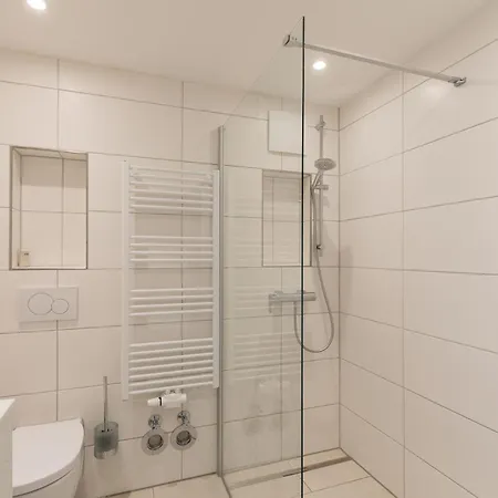 Haus Seehuette, Whg 401 아파트 쿡스하펜